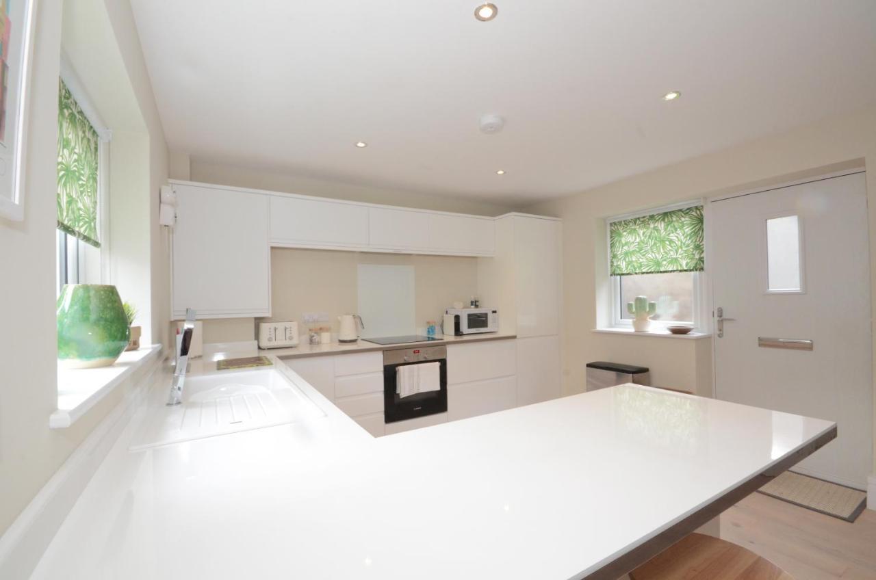 The Mews - 2 Bedroom Luxury, Spacious House With Free Parking York Esterno foto